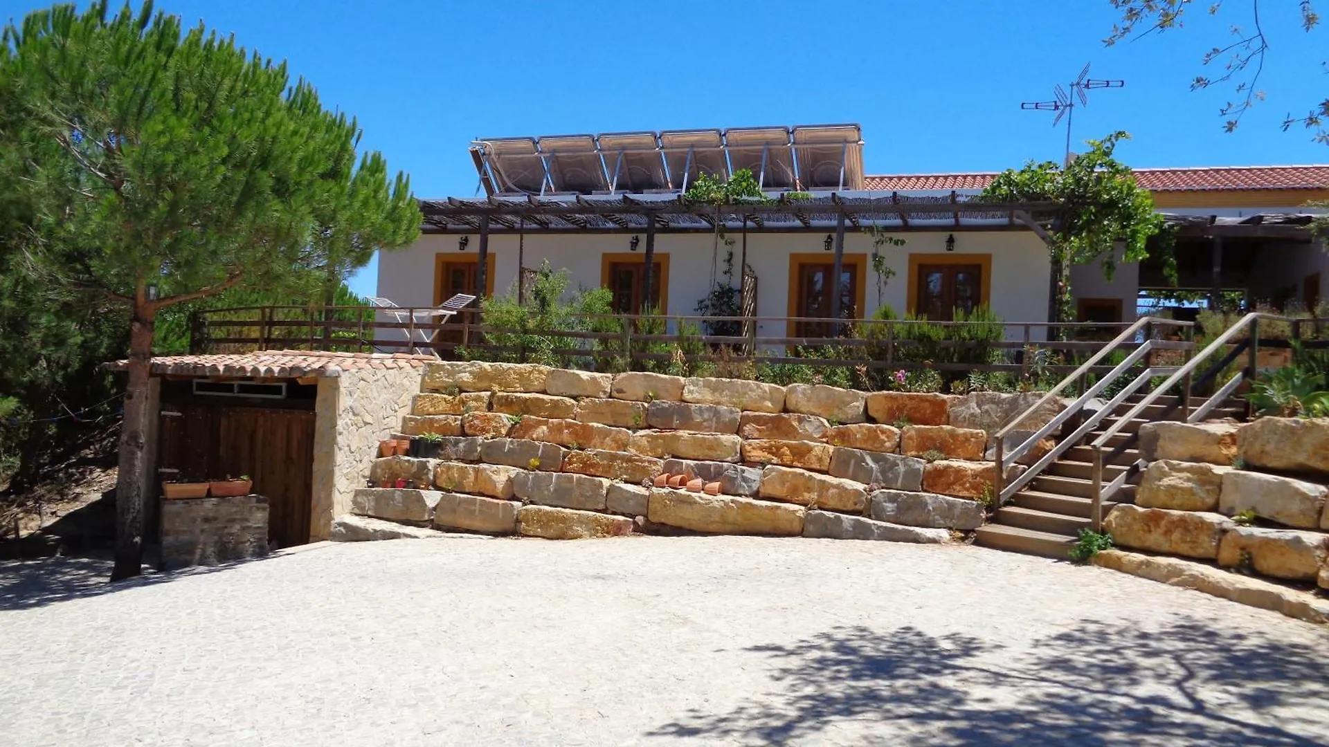 Pensionat Casa De Campo Vale Do Asno Altura